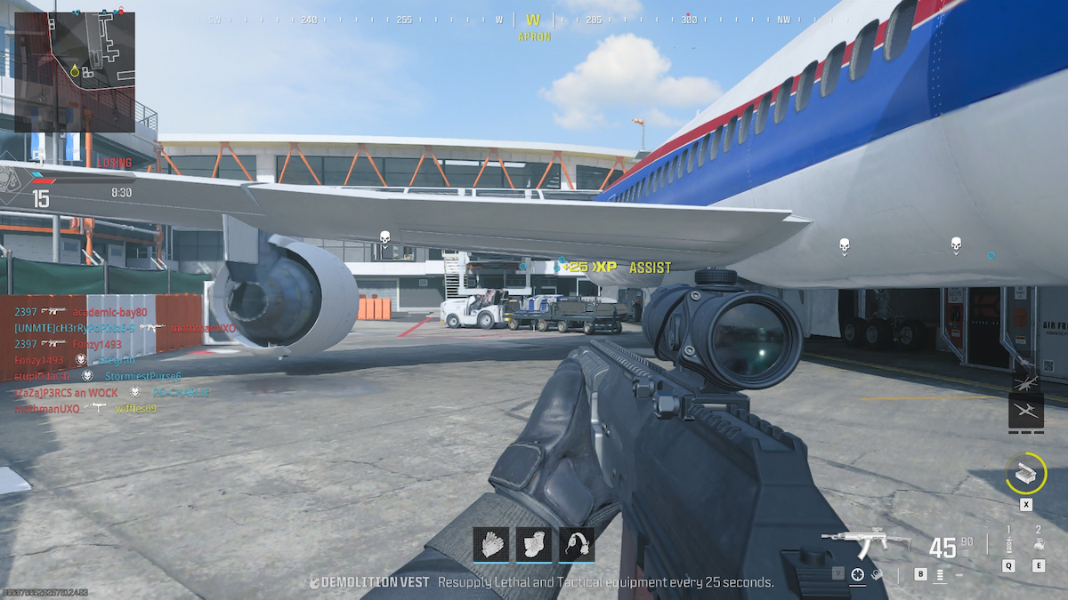 Modern Warfare 3 (2023) : Comment jouer à Cutthroat 1 Joueur Mw3 debout à côté de l'avion